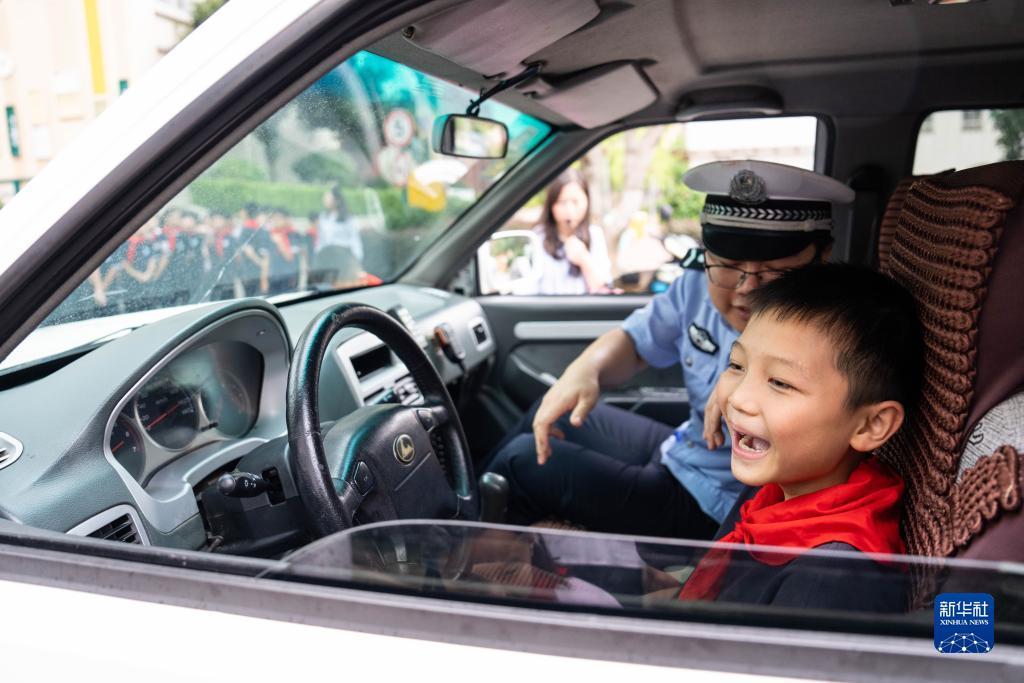 集结娱乐网站是多少